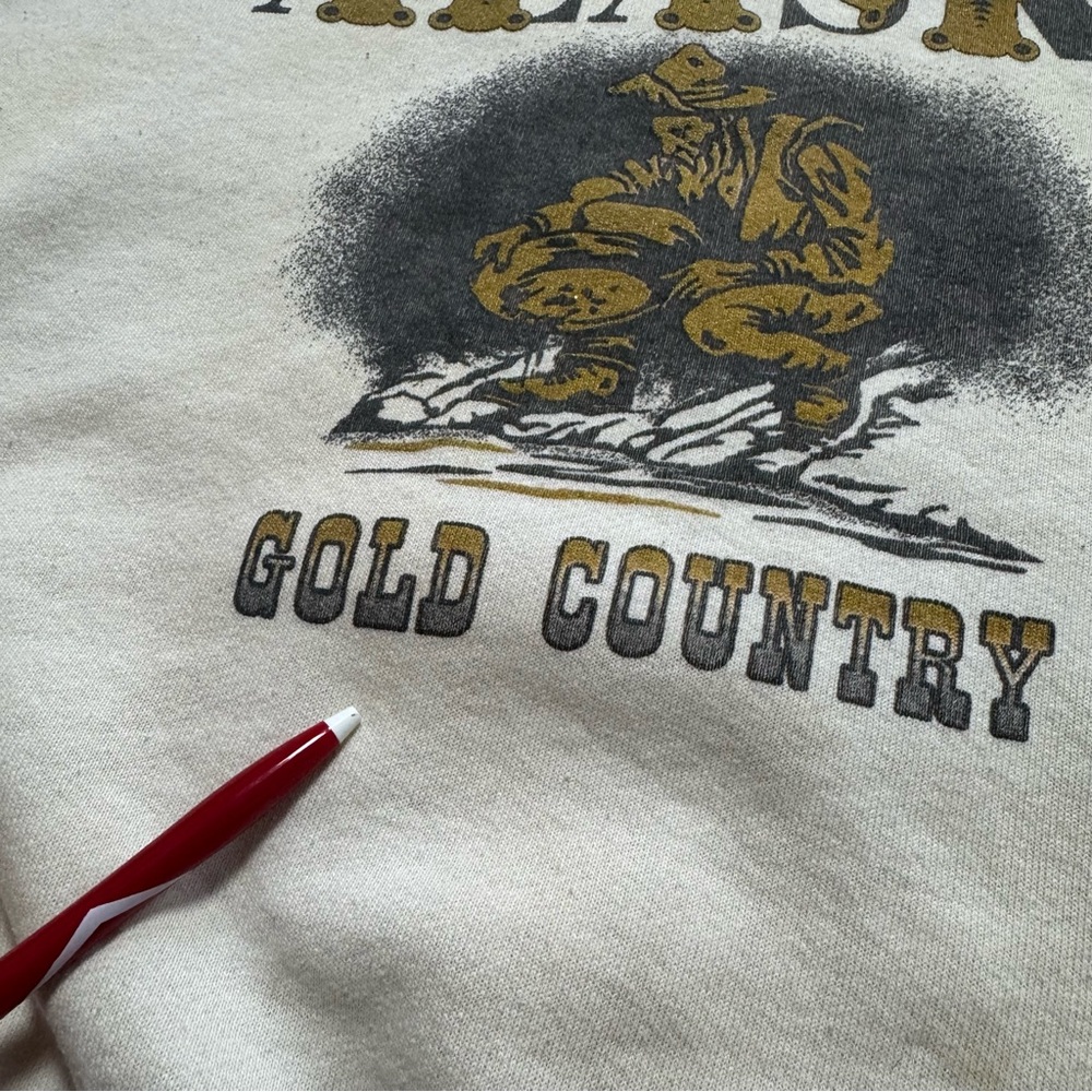 Fruit of the Loom vintage 90s Alaska Gold Country Prospector Sweatshirt Cream - Picture 4 of 10